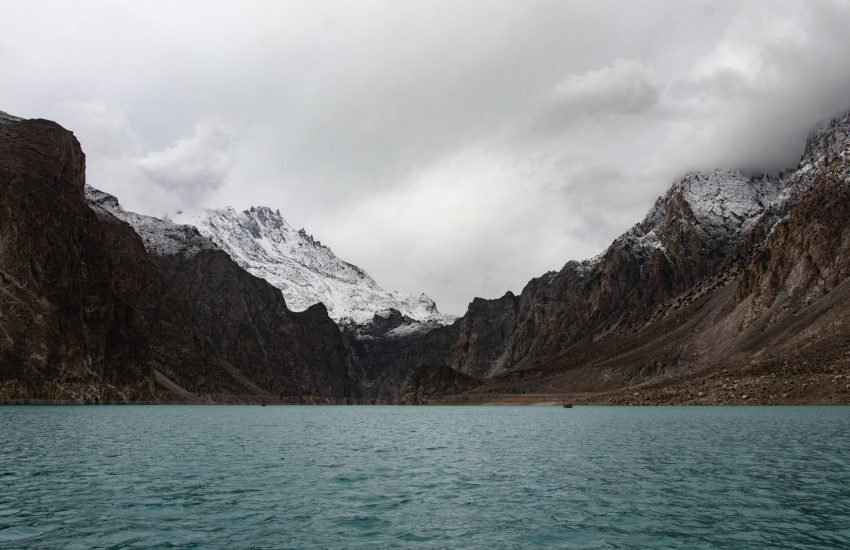 hussain-ali-RoxONDwtgJo-unsplash