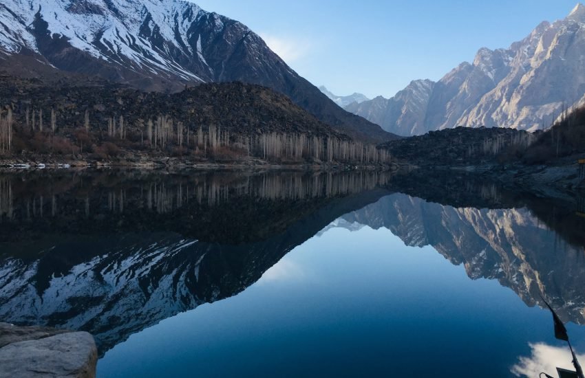 merry-raza-hGyinYGQ8_o-unsplash